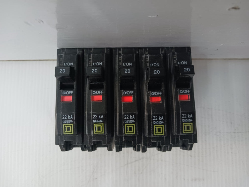 Lot of 5) New Square D 20 Amp Bolt-On Circuit Breaker 1 Pole 240V 22kA QOB120VH