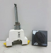Schneider Electric A9A27005 Rotary Handle Acti9 for iC60 Black Handle Used 
