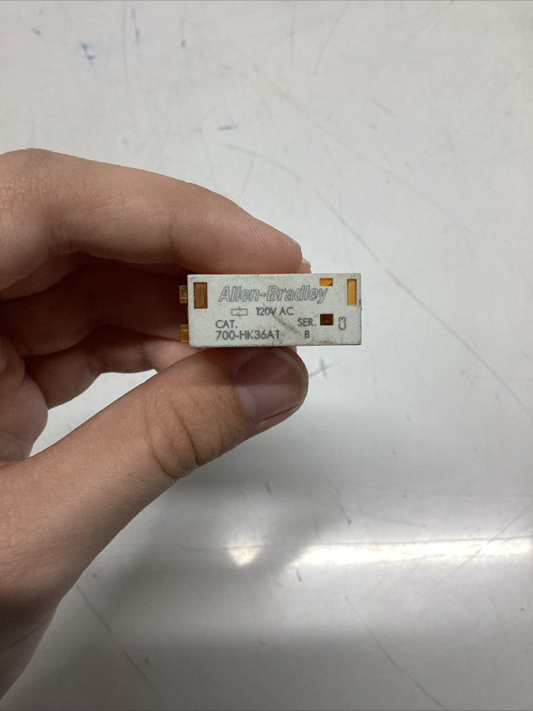 ALLEN BRADLEY 700-HK36A1 SERIES B GP SLIM LINE RELAY, R-192