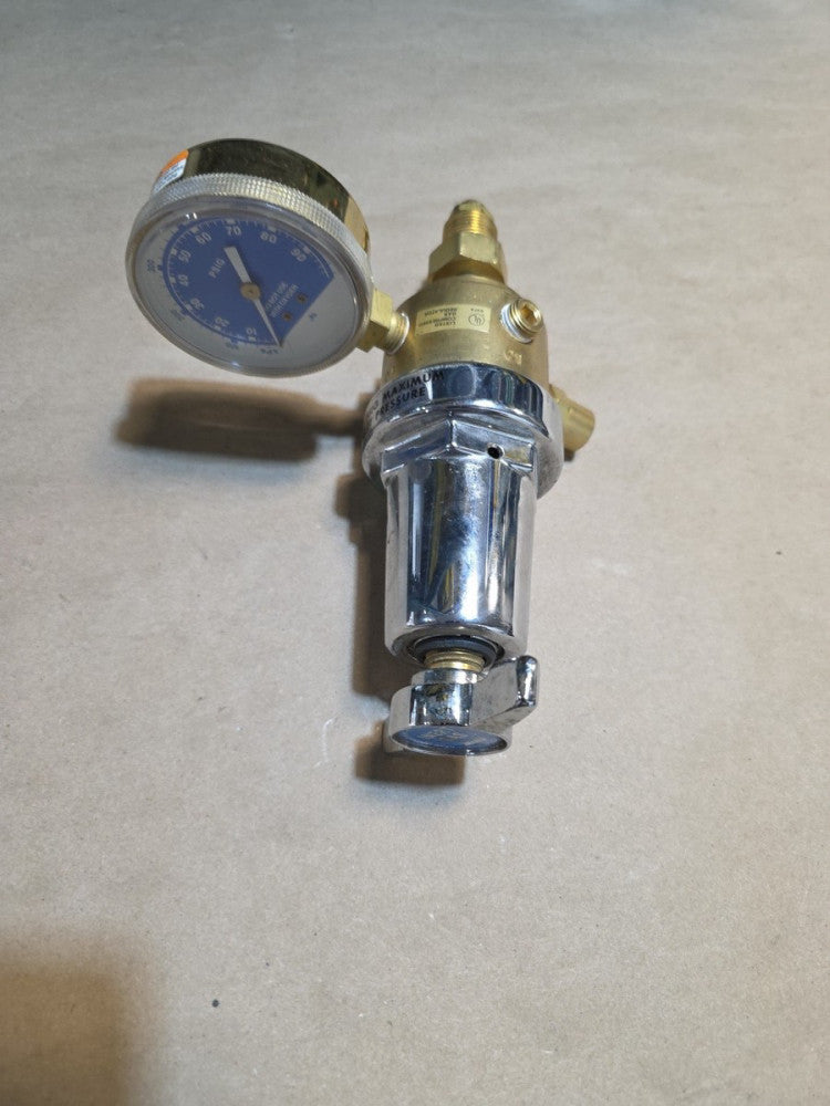 OXWELD TRIM Line R-76 Heavy Duty Gas Regulator
