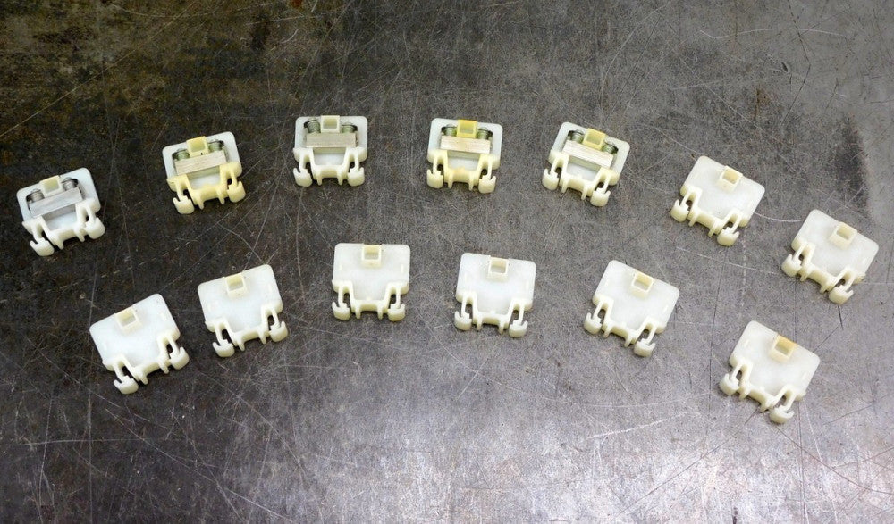 Allen Bradley 1492 CA Terminal Block End Plate Lot of Thirteen (13)