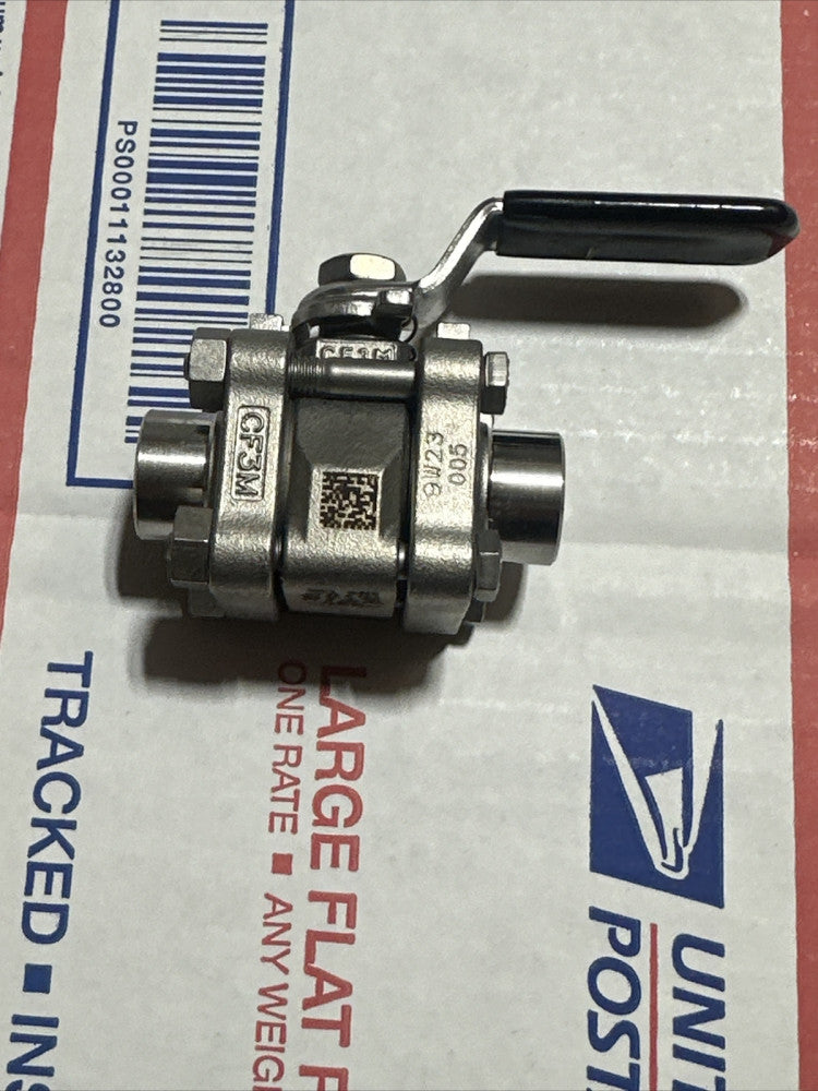 New Swagelok Stainless Steel 3-Piece 60 Series Ball Valve, 1/4" FNPT, SS-62TF4