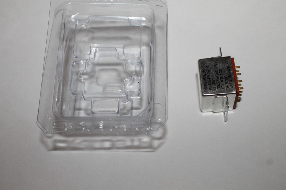 M83536/6-022M Electromagnetic Relay 5A 28V NOS NEW!
