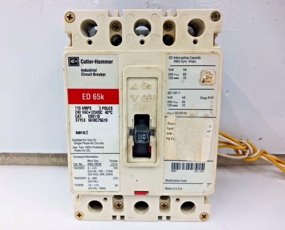 CUTLER HAMMER 110 AMP CIRCUIT BREAKER 3 POLE 240 VAC 65kA ED3110 W/ SHUNT TRIP