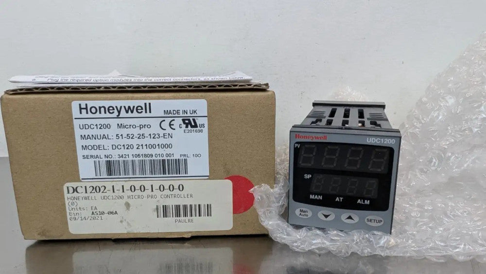 Honeywell DC12021100100 Temperature Controller UDC1200 Micro-pro 120-240VAC