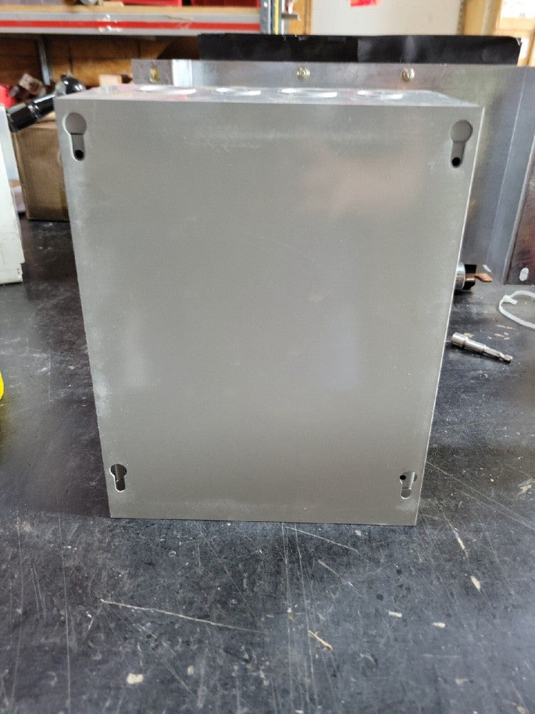 New no Box! Cooper B-Line 1084 SC Screw Cover Junction Box 1084SC