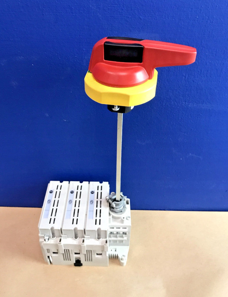Allen Bradley 194R-N60-1753 Disconnect Switch with 194R-PY Operating Handle