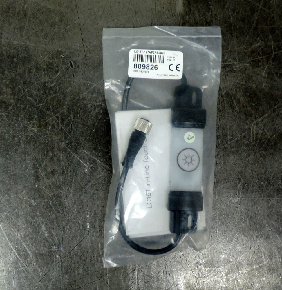 Banner LC15T-127AP2RBGQP Illuminated Switch 809826