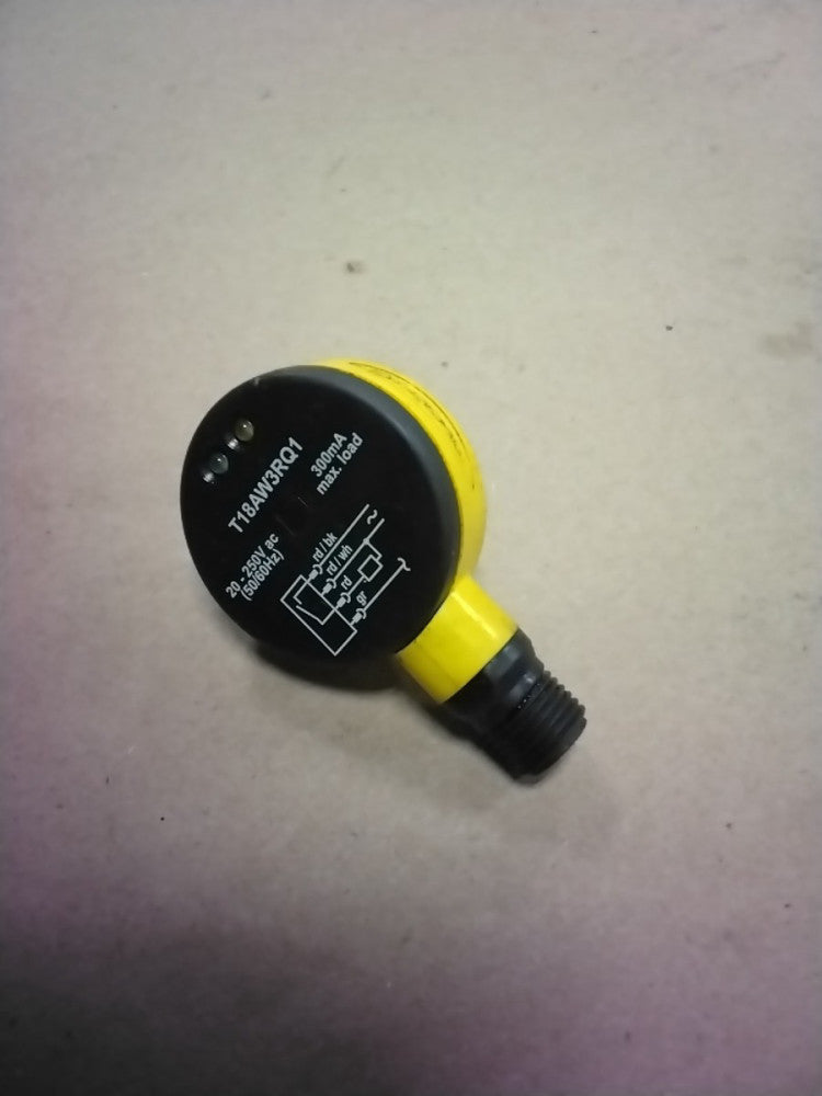 Banner T18AW3RQ1 Barrel-Mount Sensor Receiver 22081A