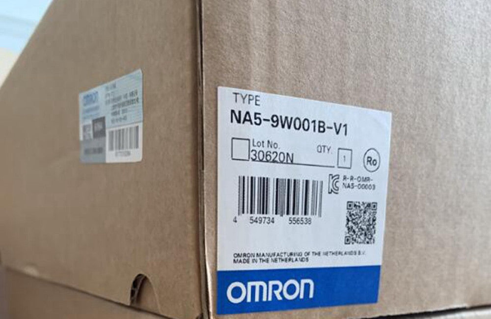 New In Box Omron HMI Touch Screen NA5-9W001B-V1