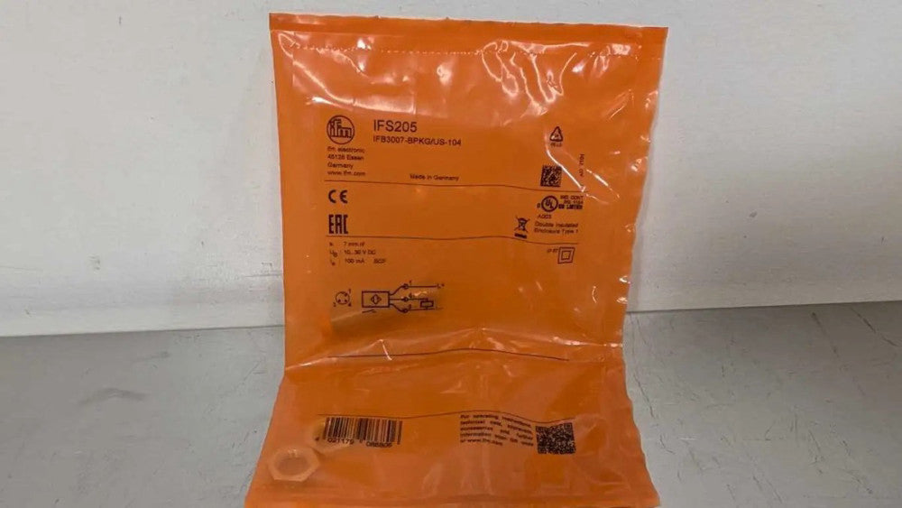 IFM Efector IFS205 Inductive Sensor 7mm 10-30VDC 100mA