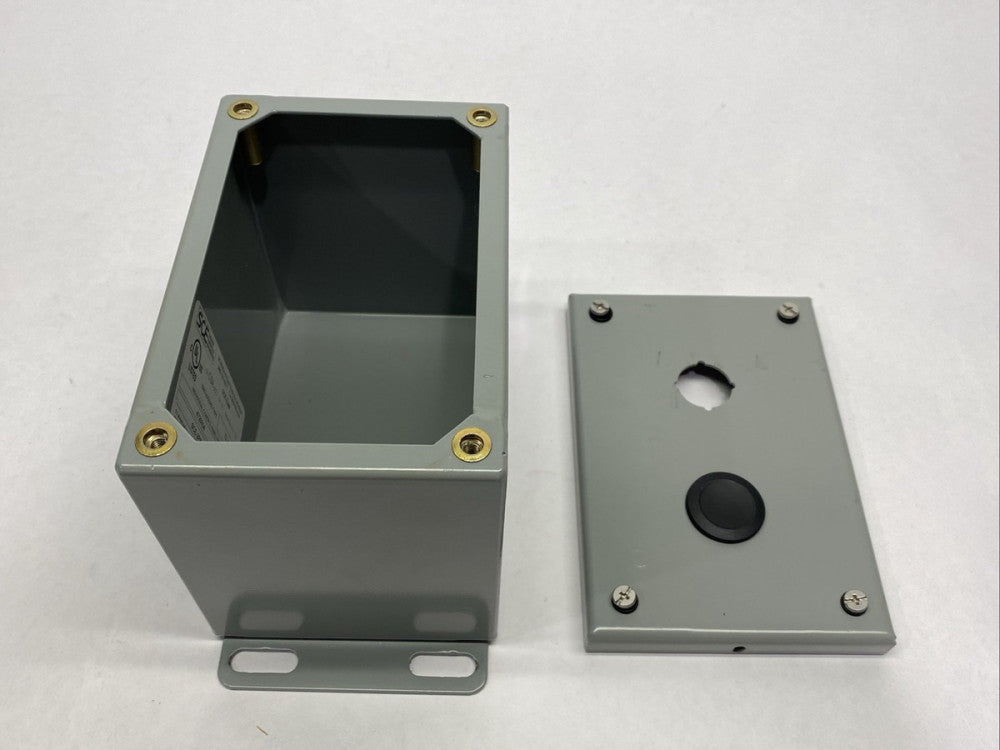 Saginaw Control SCE-2PBXI Pushbutton Enclosure Gray 6 x 4 x 4.75"