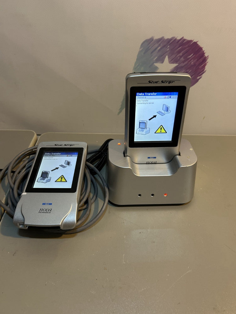 Nova Biomedical Stat Strip Meter 54790 (2x) and Docking Station, Power Supply