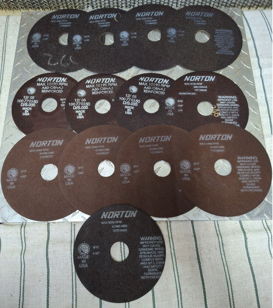 Norton 57A46-M8B 7"1/16 57AG0-OSB 7"1/32 A60-DBNA2 6"1/32 Cutting Disc Lot of 13