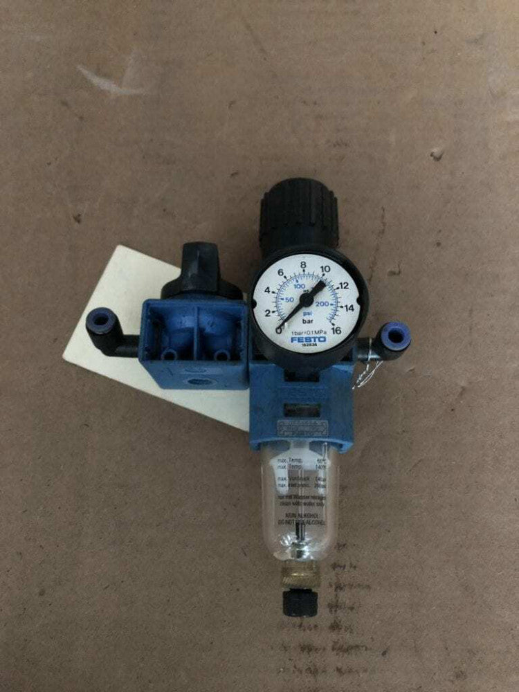 FESTO 32888 LFR-C-1/8-S-B Pneumatic Filter Regulator 0-200PSI 140°F