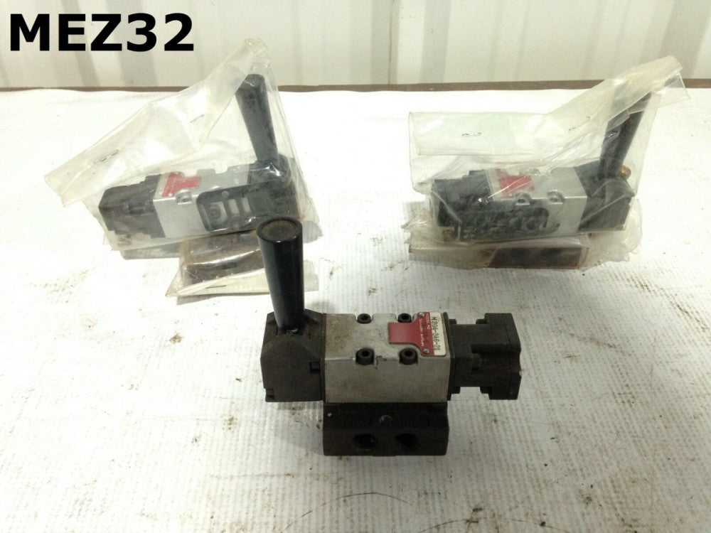 Schrader Bellows M204-246-21 Cam Operated Valve w/ 1/4" NPT Ports -Lot of 3  