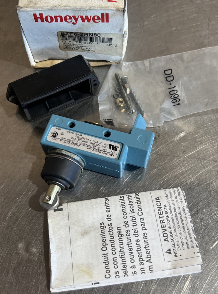 Microswitch BZE6-2RN80 Roller Plunger Limit Switch Nos Surplus