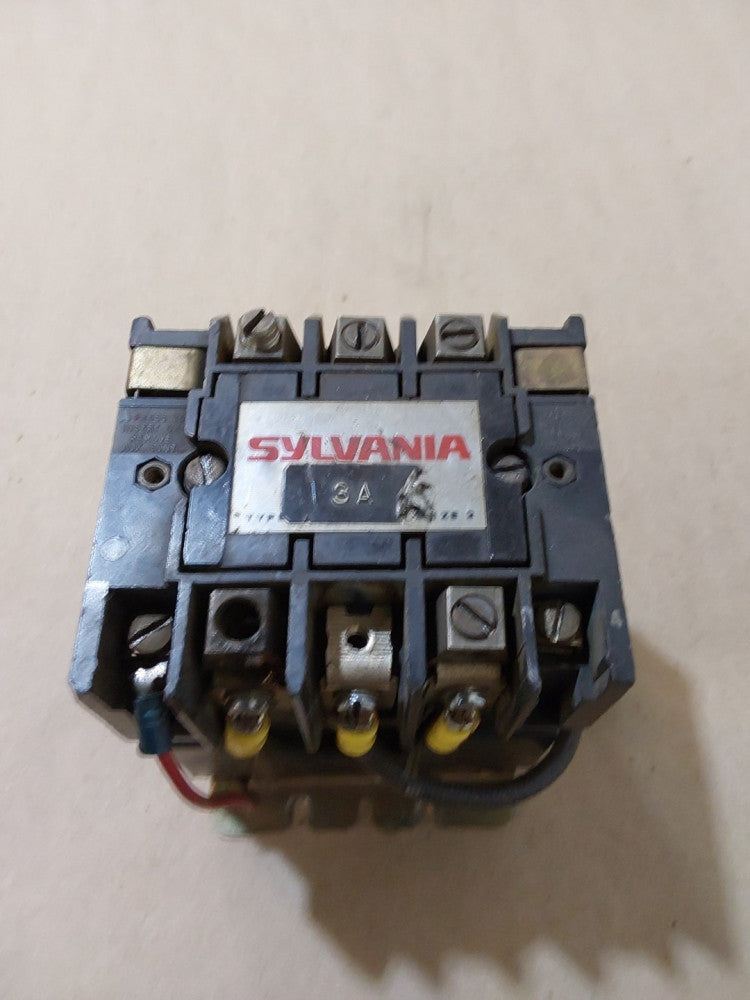 SYLVANIA T77U032 NEMA SIZE 2 CONTACTOR T77UO32 W/ TB 159-1 110-120 60HZ