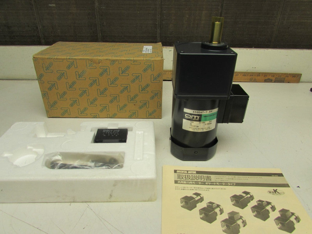 ORIENTAL MOTOR K590AT-7.5H , MOTOR W/ GEARBOX , 100V , 207rpm, NEW , MAKE OFFER!