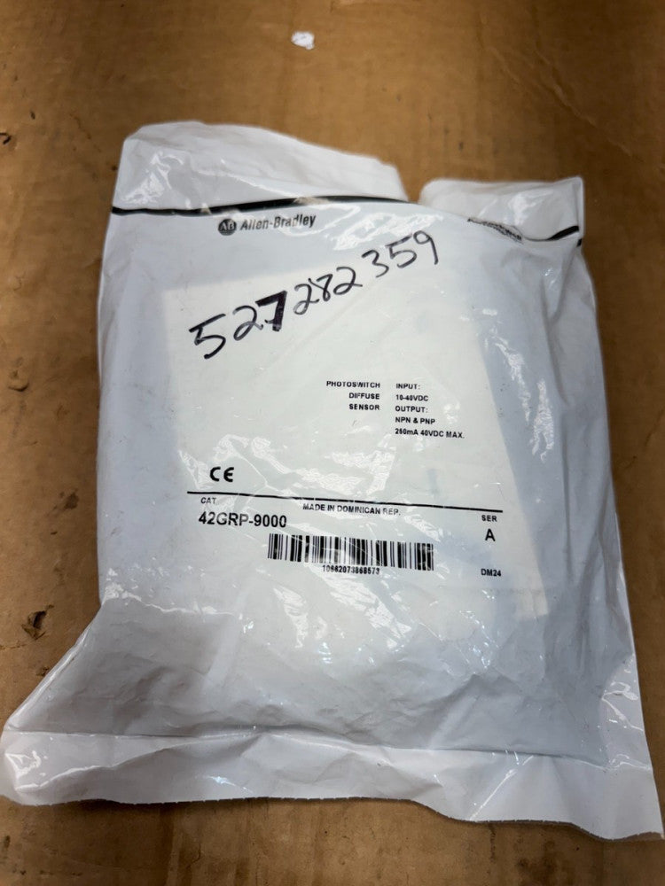 NEW ALLEN-BRADLEY PHOTOSWITCH DIFFUSE SENSOR 42GRP-9000 SERIES A