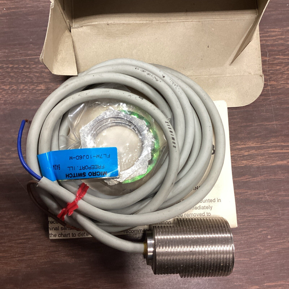 Honeywell Microswitch Proximity Sensor FL7M-10J6D-M 10-30VDC
