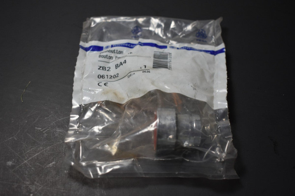 Telemecanique Schneider Electric ZB2 BA4 ZB2BA4 Red Pushbutton Operator - NEW