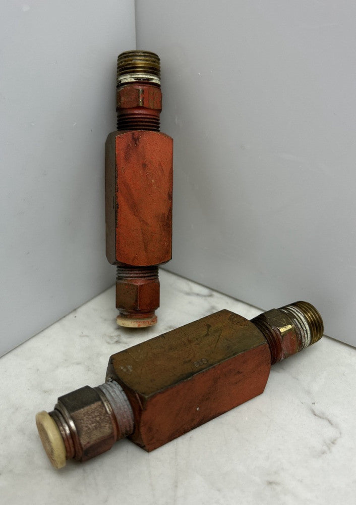 2 Pack Schrader Bellows 3393002 Check Valve 250 Psig Max *USED