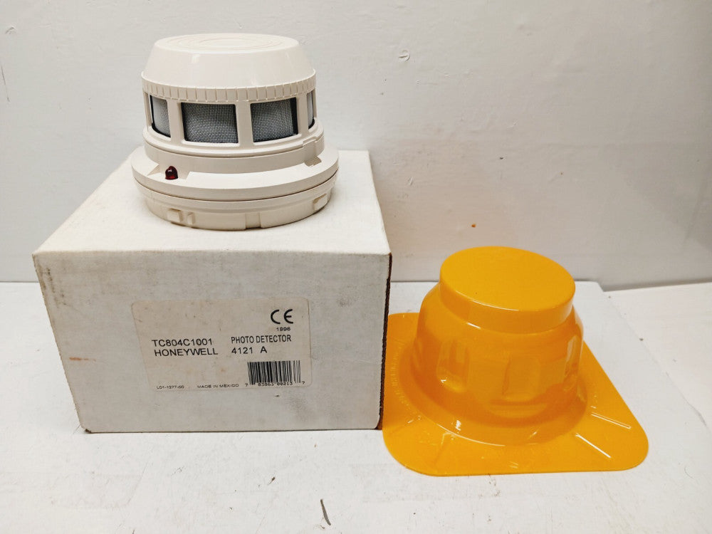 NEW HONEYWELL TC804C1001 FIRE PHOTO DETECTOR HEAD