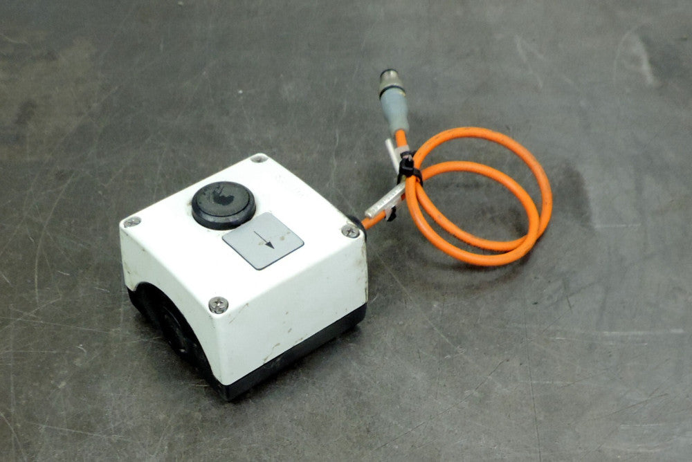 Siemens S 38 SB Push Button Enclosure w./ Escha D12YSL11X-JB Connecting Cable
