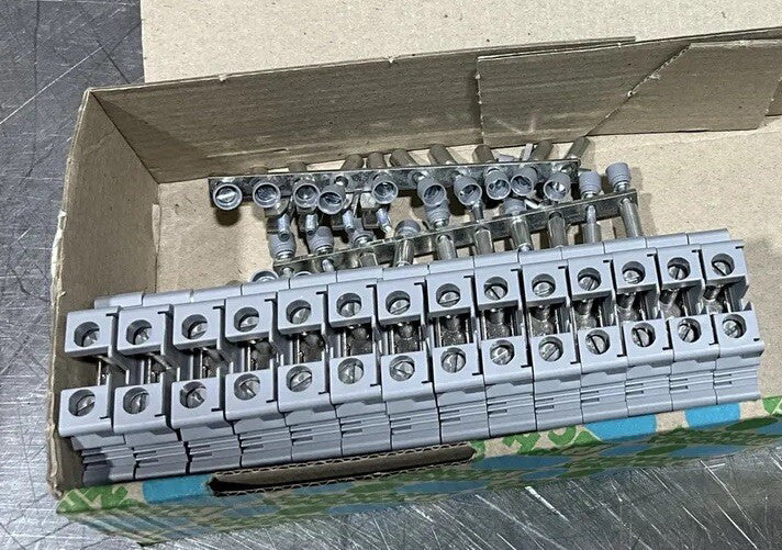 PHOENIX CONTACT  30 06 04 3 Qty of 14 TERMINAL BLOCK 22-4AWG UK 16N NOS Surplus