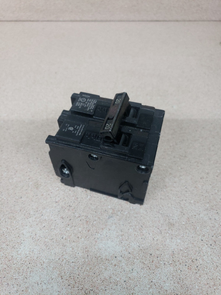 New Old Stock! Siemens Q220 QP220 2 Pole Circuit Breaker 20A 2 pole