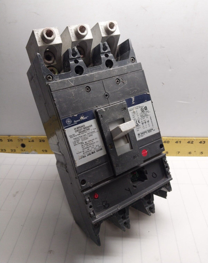 GE SPECTRA 400 AMP CIRCUIT BREAKER 600 VAC 3 POLE  SGHA36AT0400 (FLAW)