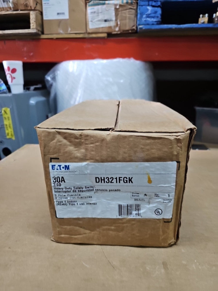 EATON DH321FGK 30 AMP 240 VOLT 3 POLE FUSIBLE INDOOR DISCONNECT...