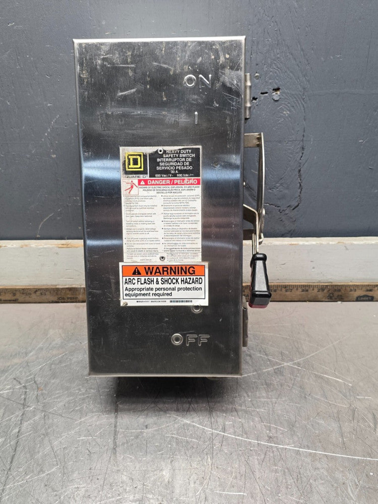 SQUARE D HU361DSEI STAINLESS 30-AMP HEAVY-DUTY NON-FUSIBLE DISCONNECT,USED! M/O!