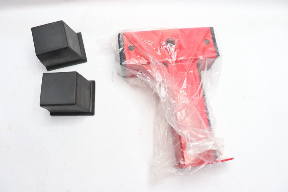 (2-Pk) J-Cups Red/Black 2" x 6-5/8"