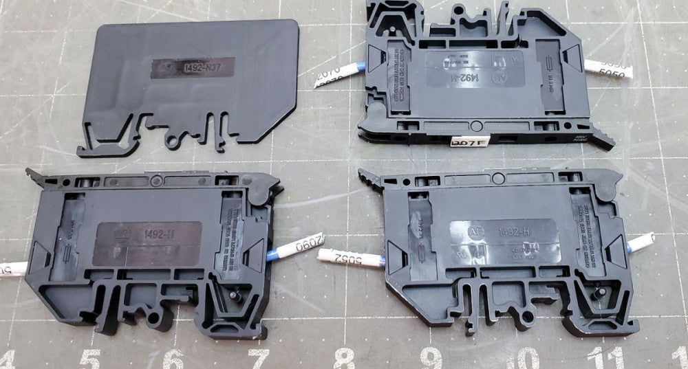 LOT OF (3) Allen Bradley 1492-H non indicating Fuse Terminal Block [OF23]