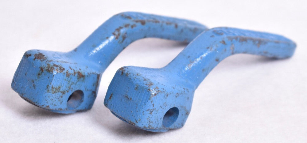 2 Count Butterfly Valve Handles 1004066