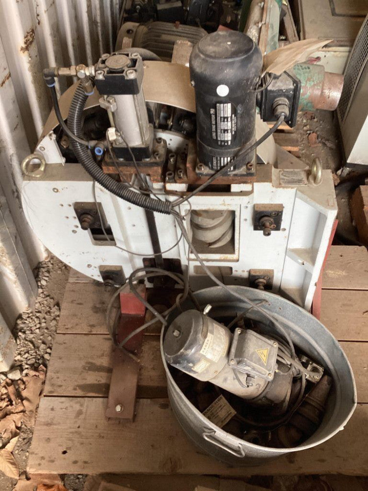 Gifu CT40-16DV 16 Slot CNC Tool/Collet Changer w/ Various Sized Collets 3PH