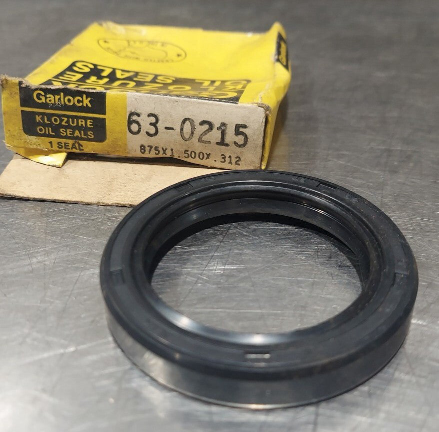 Garlock Klozure Nitrile Oil Seal 63X0215 / 63-0215.  875 x 1.500 x .312