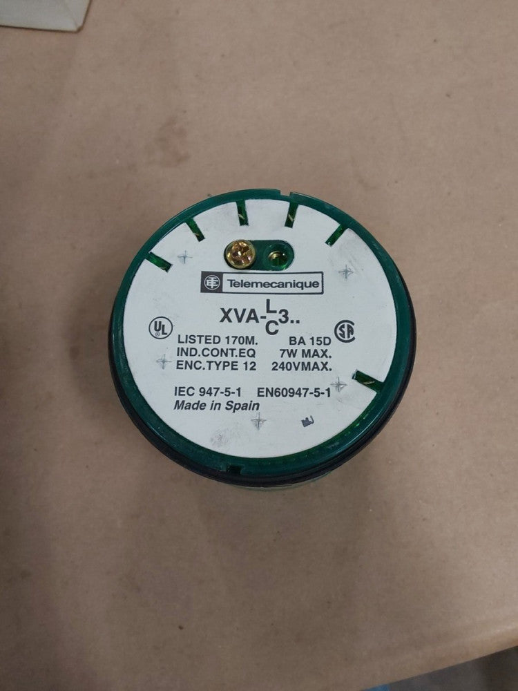 NEW TELEMECANIQUE XVA-L3C GREEN CLUSTER LAMP60947-5-1