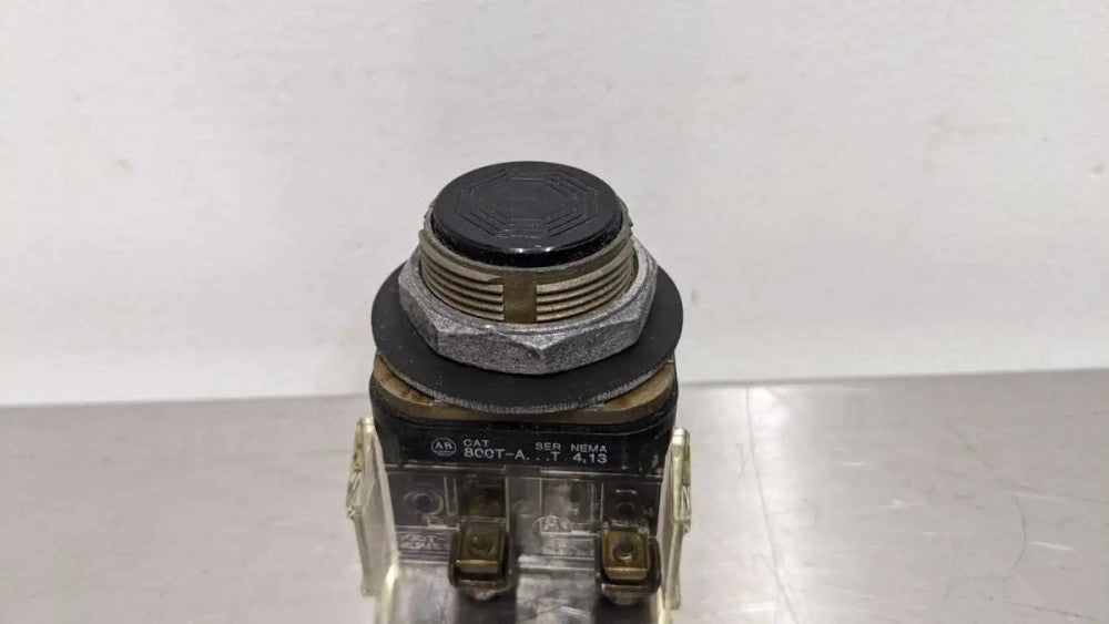 Allen-Bradley 800T-A Pushbutton Ser T Black