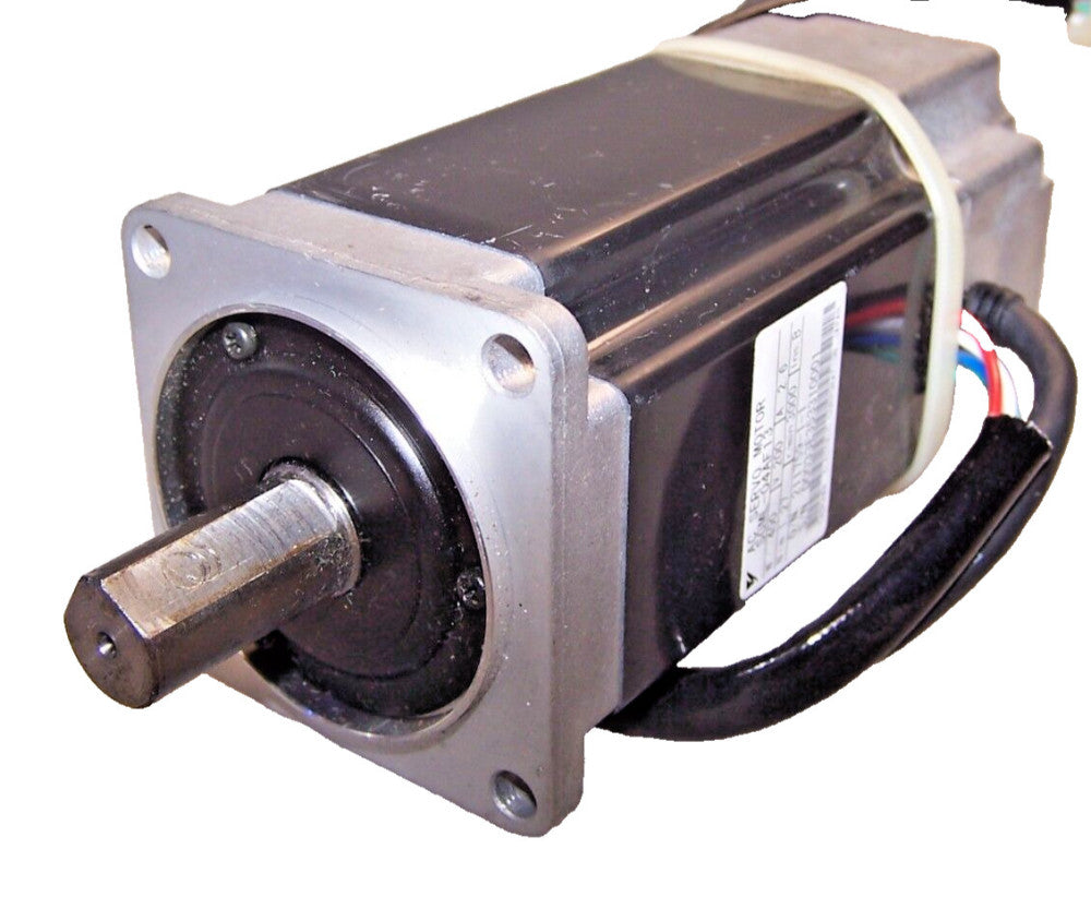 YASKAWA 400 WATT AC SERVO MOTOR 200 VOLT 3000 RPM  SGML-04AF13