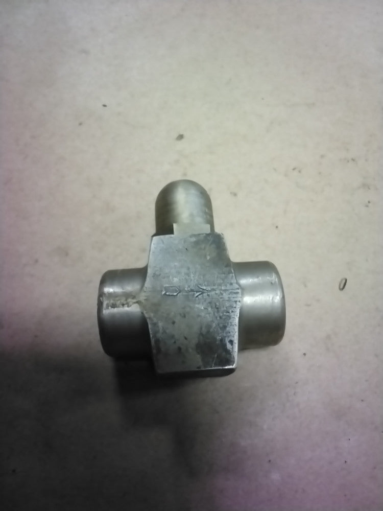 Teledyne Republic MFG HIGH Pressure Regulator SS Flow Valve P7 685-1/4SS2