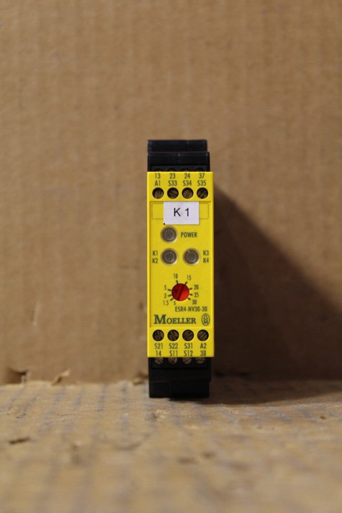 Moeller ESR4-NV30-30 Safety Relay