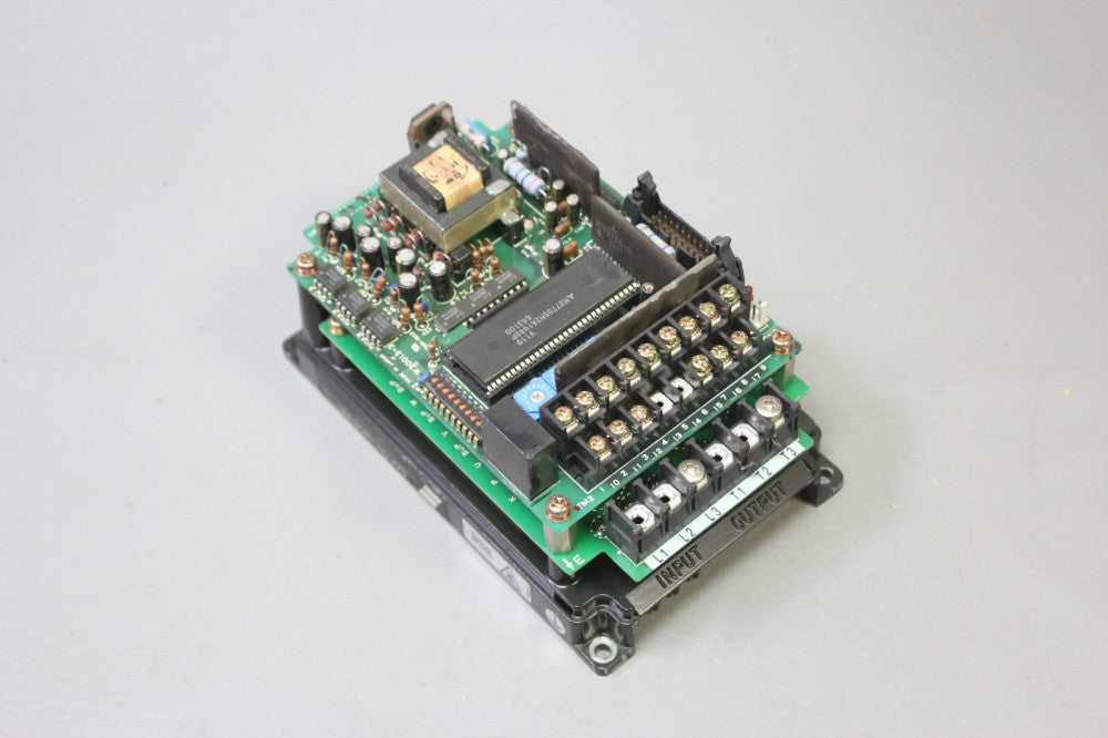 YASKAWA TRANSISTOR INVERTER CIMR-04AS3-1020A