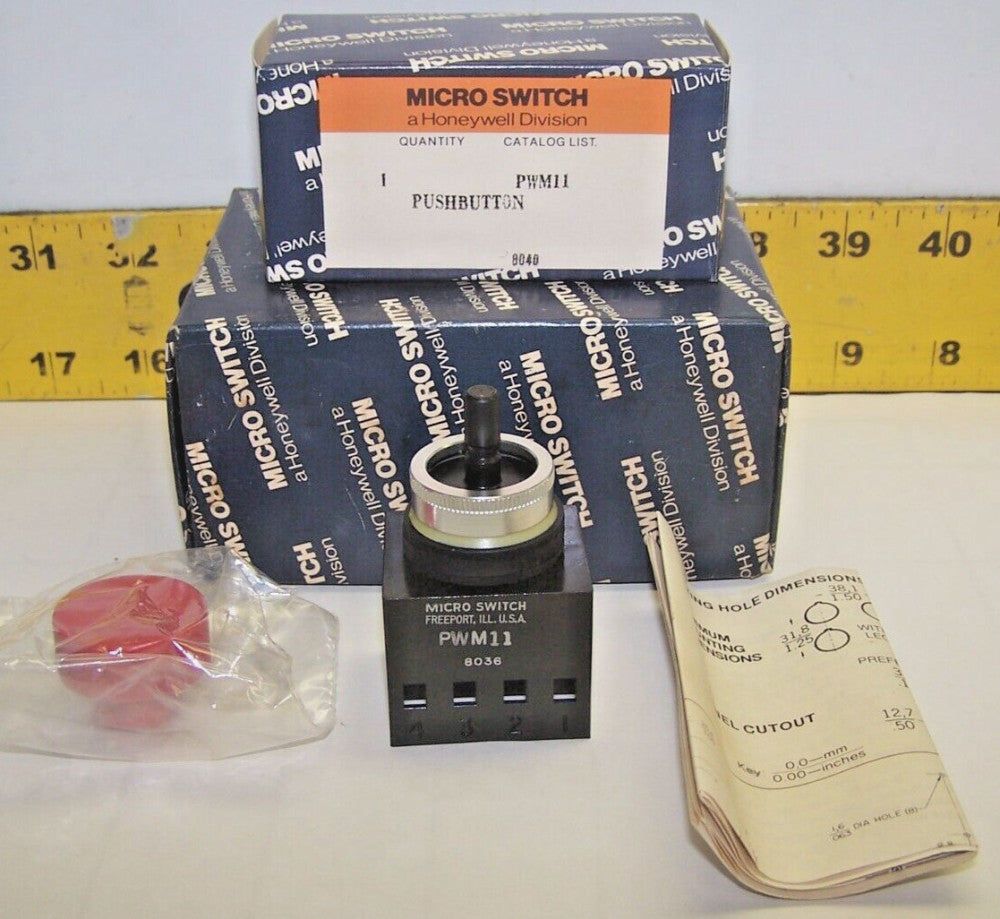 NEW HONEYWELL MICRO SWITCH PUSH BUTTON SWITCH  PWM11 / PWMZ23