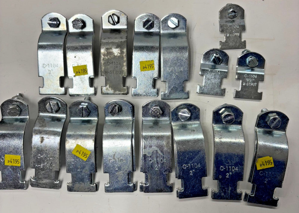 HAYDON CORP. H-STRUT PIPE CLAMPS LOT OF 16 UNIVERSAL CLAMP SIZE 1/2" AND 2"