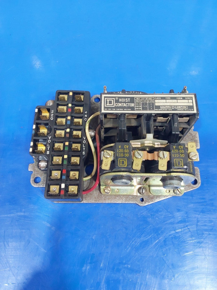 SQUARE D Hoist Contactor 8965-R01S2 Series C