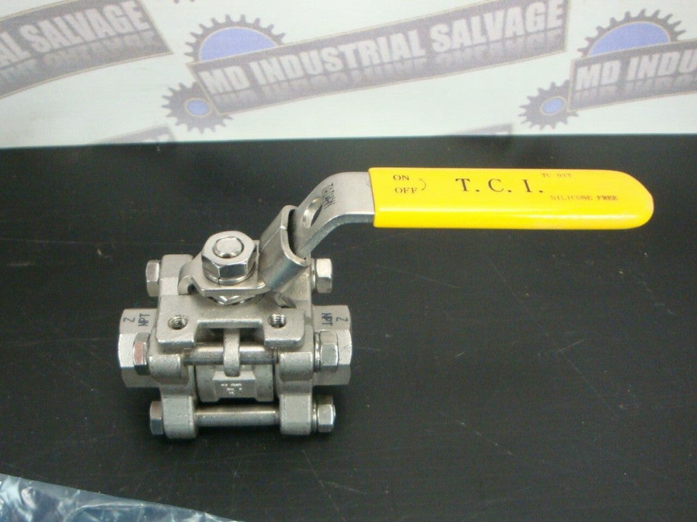 T.C.I. 316 SS, 1000 WOG, 1/4 in BALL VALVE - TC-03T (NEW)