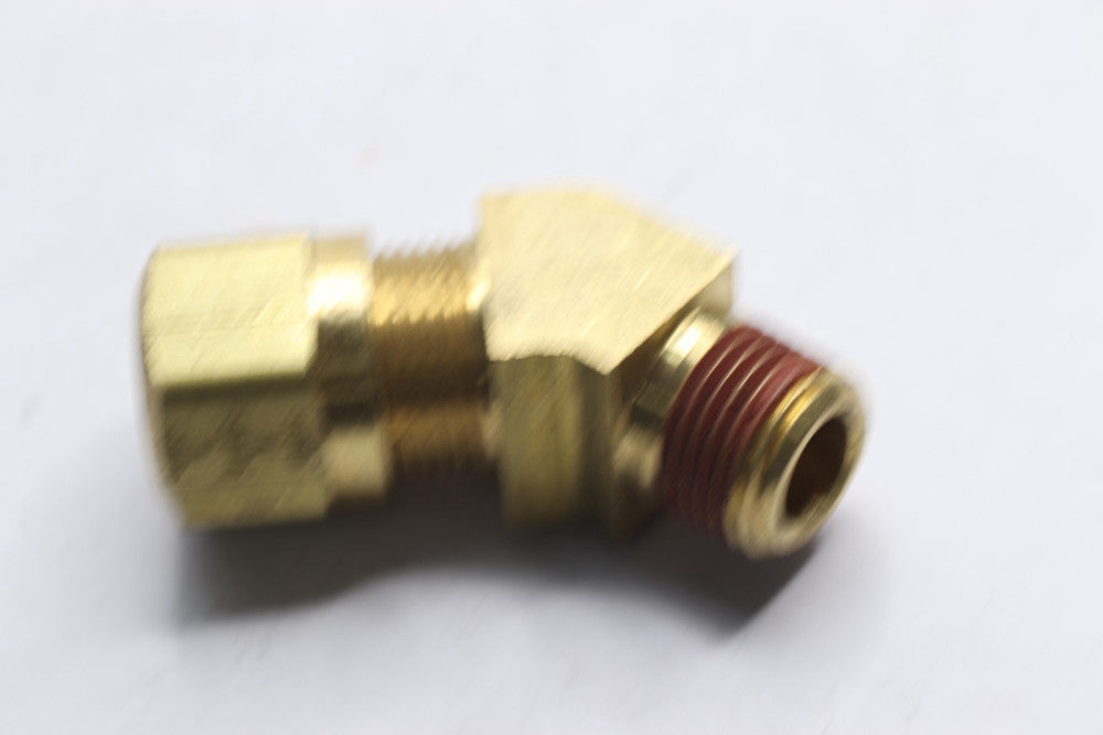 45 Degree Male Elbow Brass 5/8"Tube OD x 1/2" Pipe Size